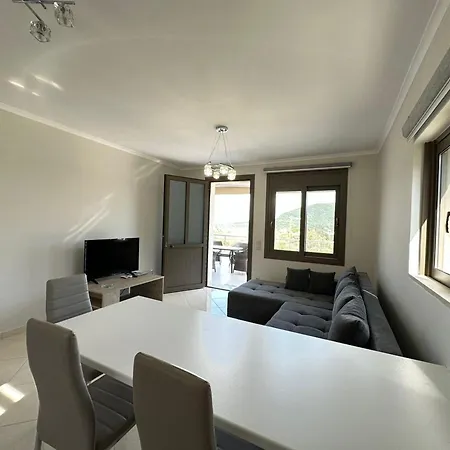 아파트 Elpida Luxury