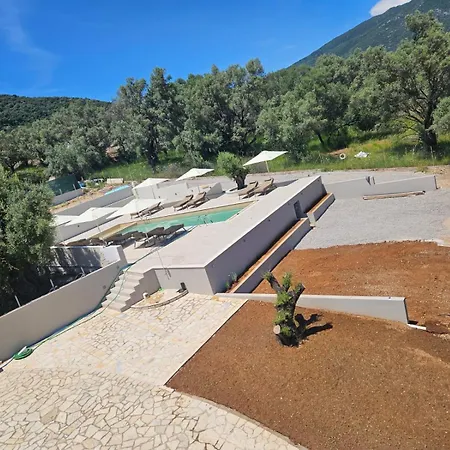 아파트 Elpida Luxury