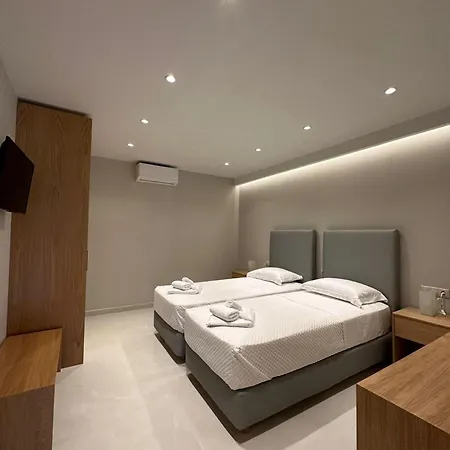 Elpida Luxury Apartment *