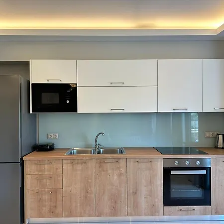 Elpida Luxury Apartamento