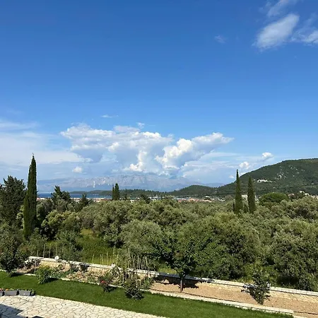 Elpida Luxury Apartment