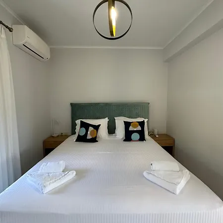 Elpida Luxury